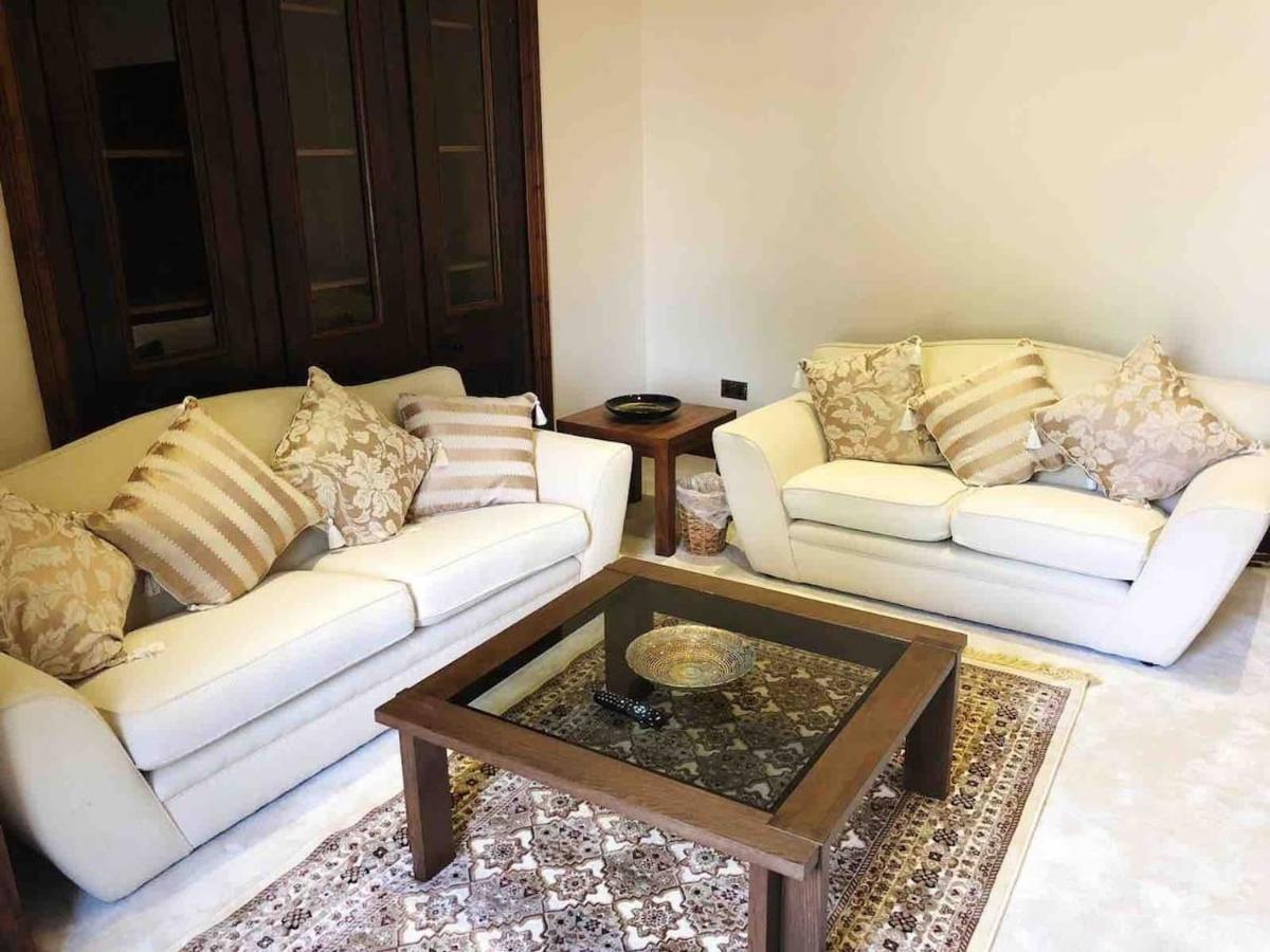 Beautiful 4-Bed Villa In Glasgow Luaran gambar