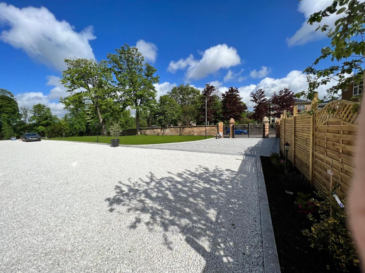 Beautiful 4-Bed Villa In Glasgow Luaran gambar